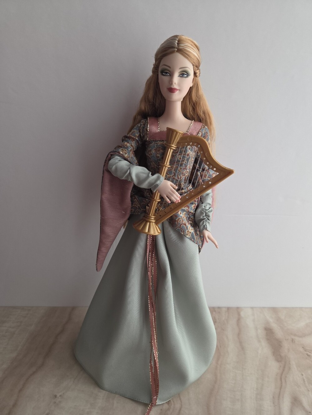 2003 Barbie Legends Of Ireland The Bard Mattel